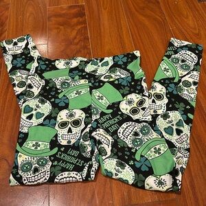 NWT High rise leggings size M